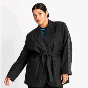 NWT Future Collective by Kahlana Barfield Black Blazer Jacket Belted Sz 2X